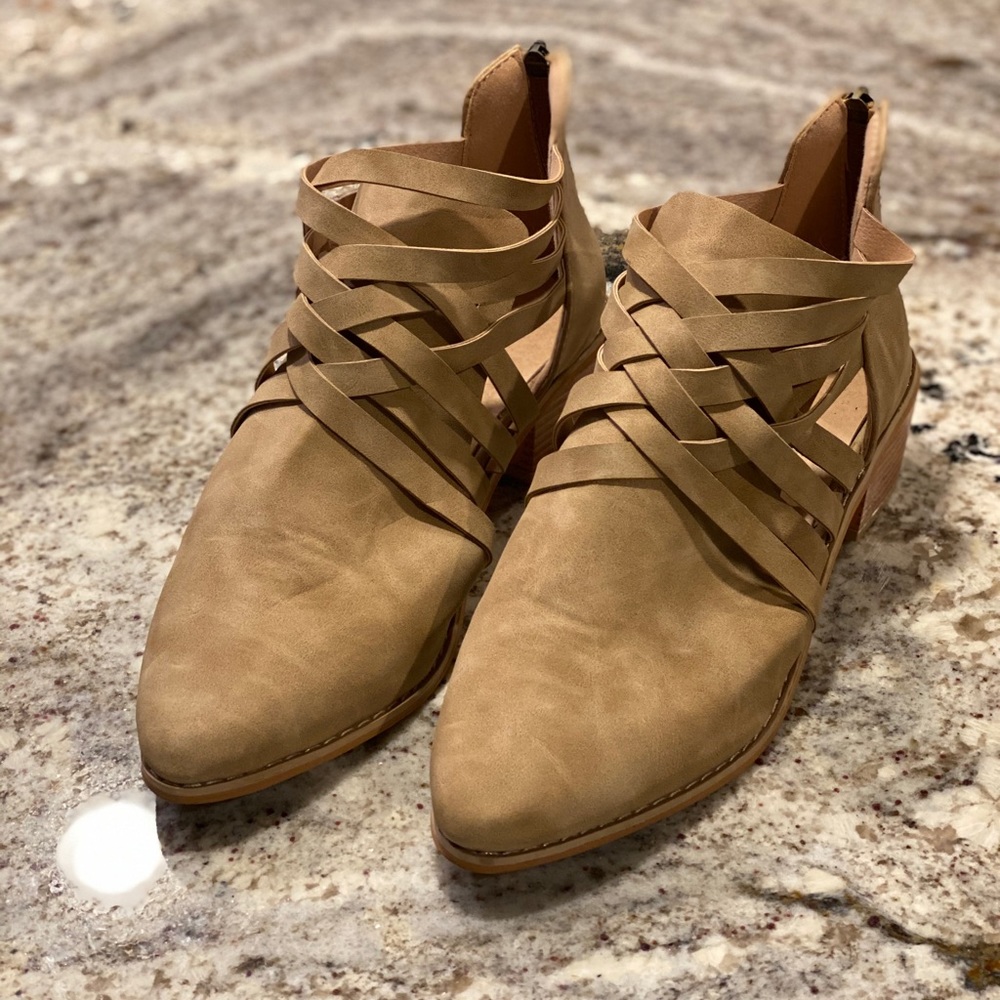 Light brown booties